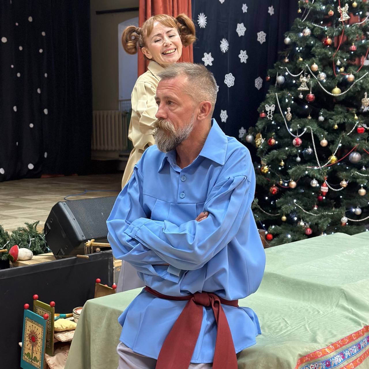 Артисты Тульского государственного театра кукол совместно с региональным отделением ВОГ показали нашим ребятам новогоднюю интермедию «Три медведя».